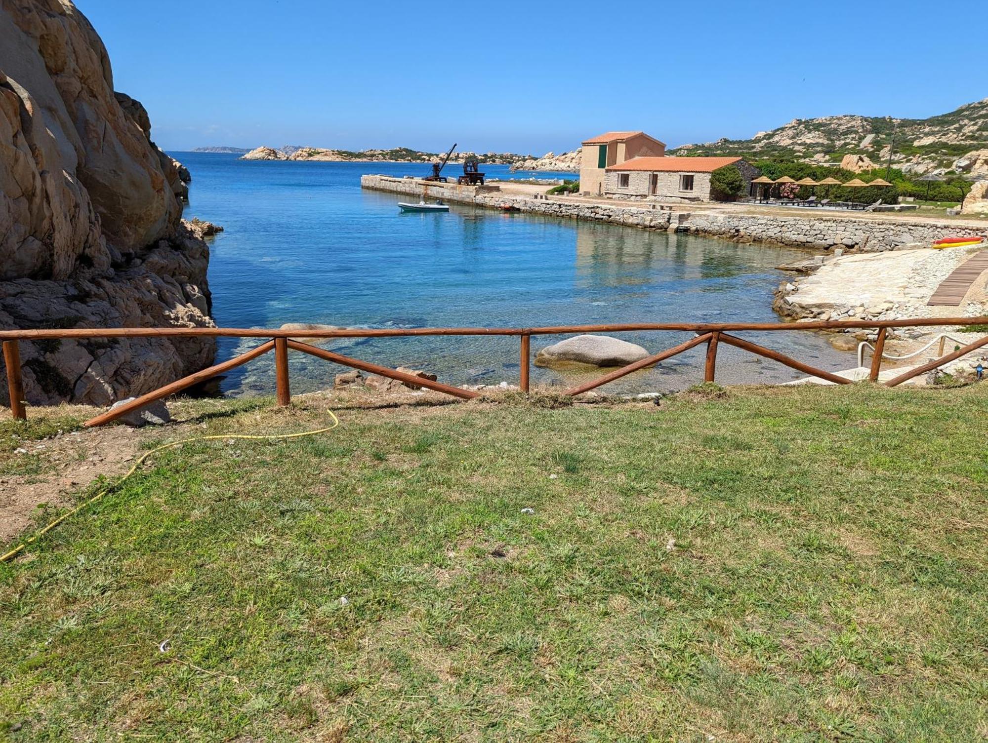 Residence Cala Francese - Case Sul Mare La Maddalena (Sassari) Exterior foto