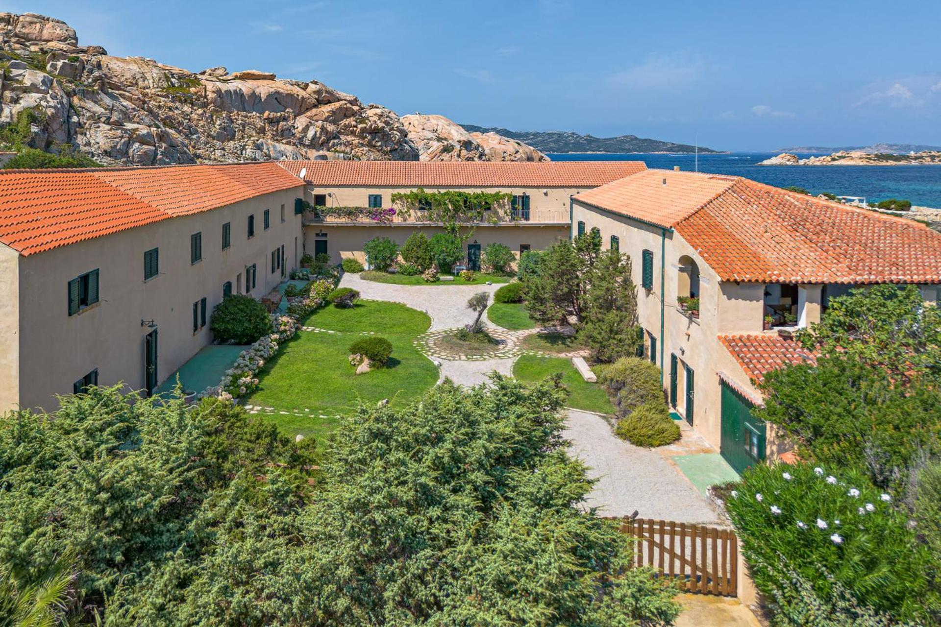 Residence Cala Francese - Case Sul Mare La Maddalena (Sassari) Exterior foto